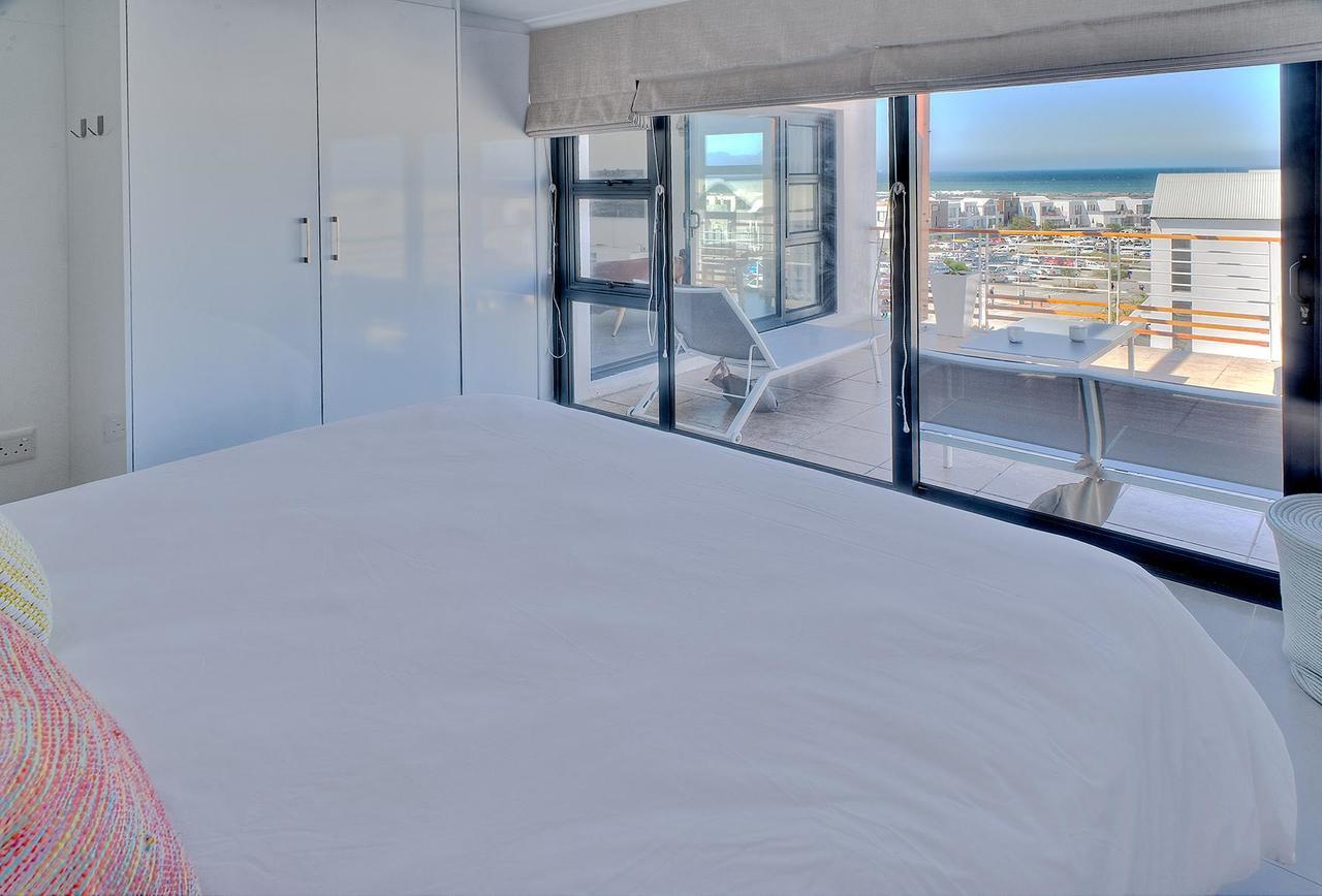 Azure 216 Apartment โบลแบร์กสตรานด์ ภายนอก รูปภาพ